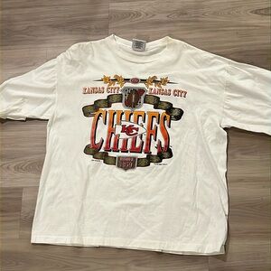 Vintage 1993 Chiefs logo athletic tshirt